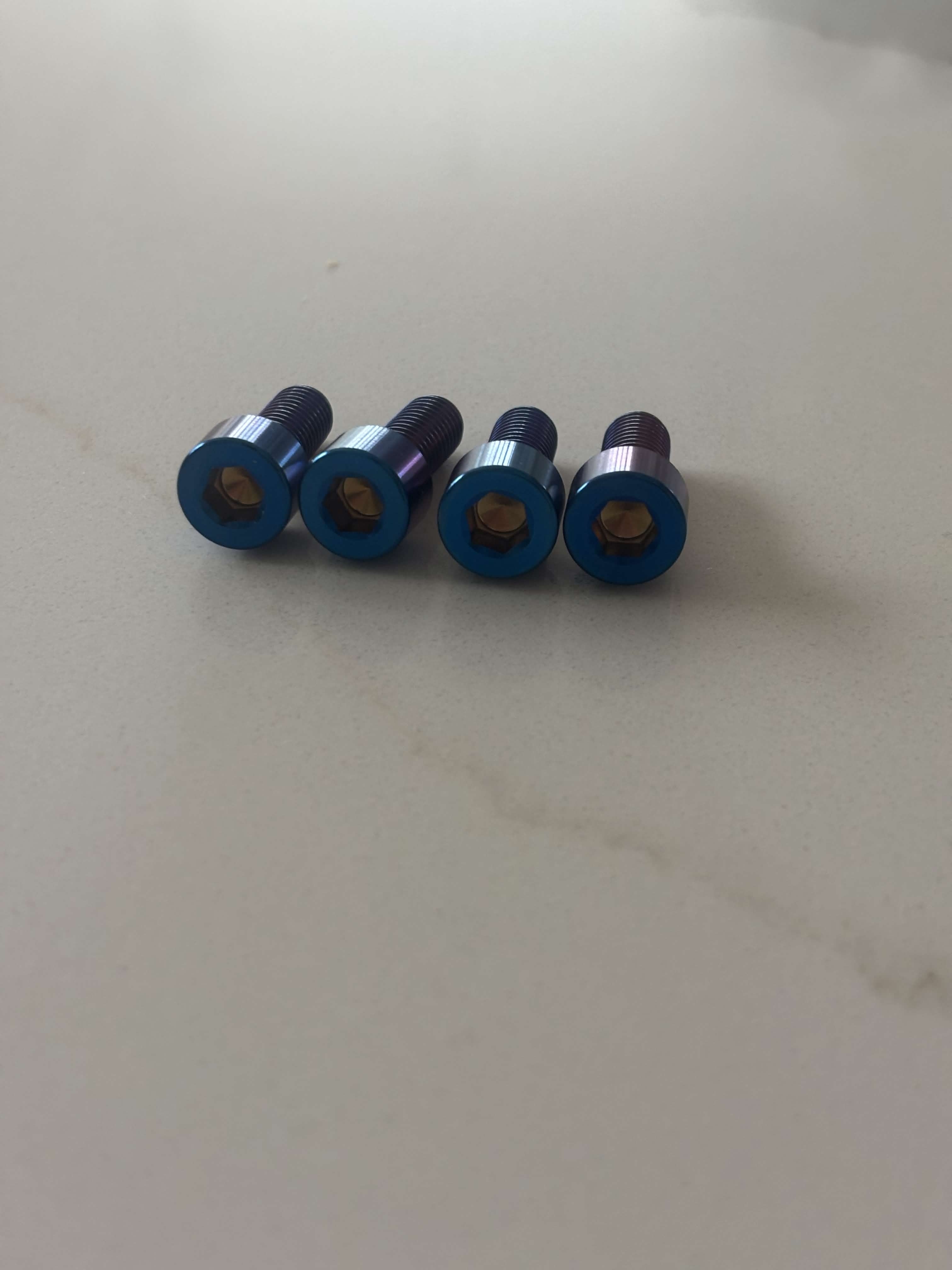 Tuttio Direct Mount Titanium